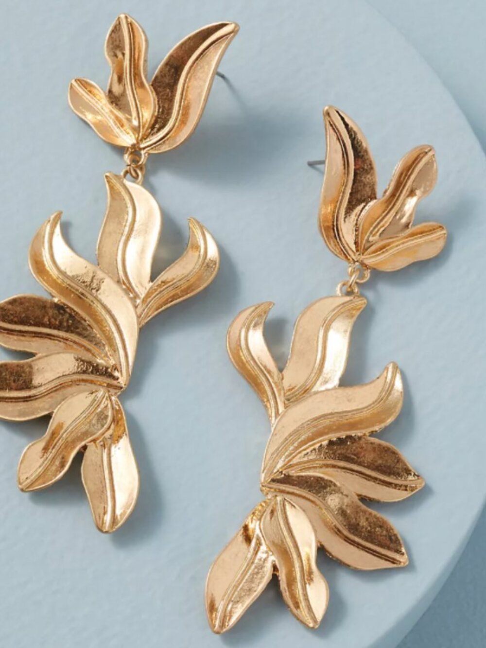 New Anthropologie Leafy Gold Earrings